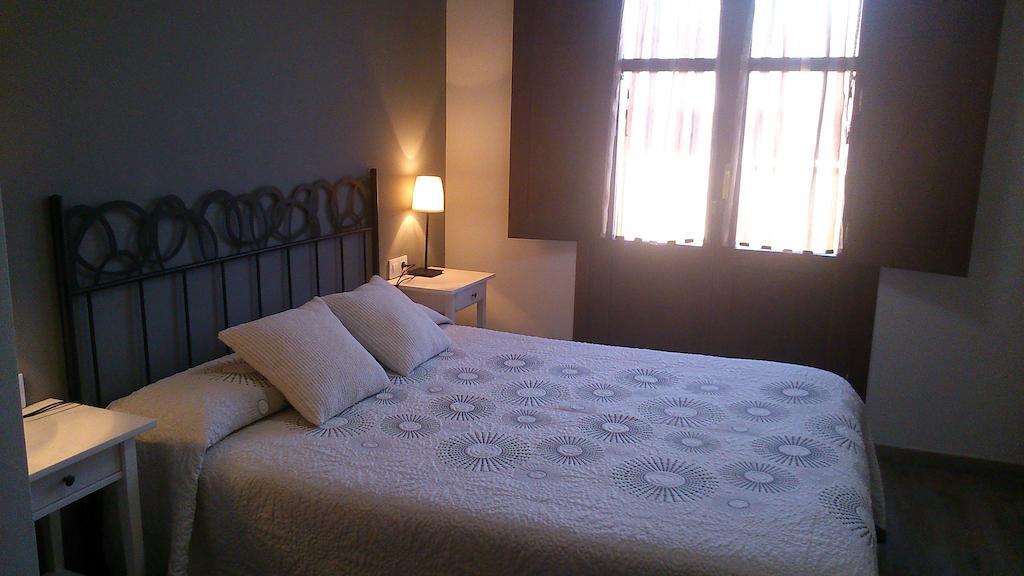 Apartamentos San Gregorio Alquézar Pokoj fotografie